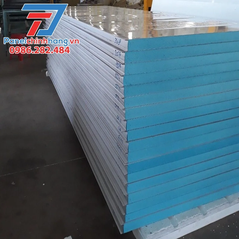 tấm panel xps cách nhiệt nhà máy cơ khí