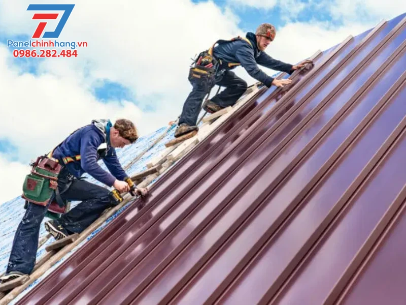 Quy trình kiểm tra, nghiệm thu và bảo trì mái panel chuyên nghiệp tại Panelchinhhang
