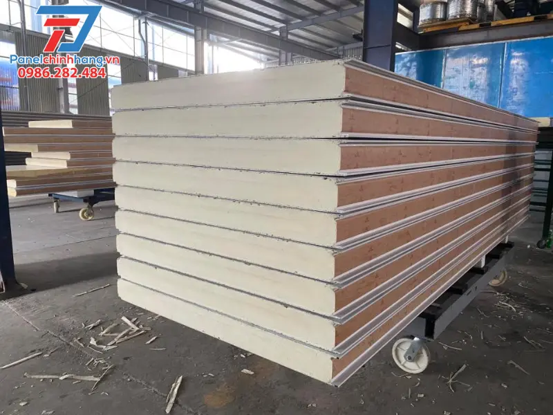 vật liệu cách nhiệt chống cháy panel PU
