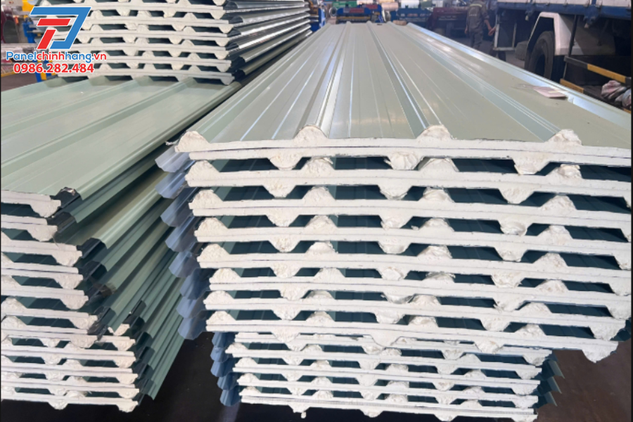#Nhiệt Độ Giảm Được Bao Nhiêu Khi Sử Dụng Tôn Cách Nhiệt?