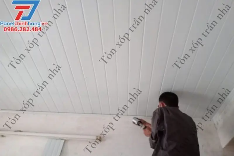 Tôn xốp làm trần