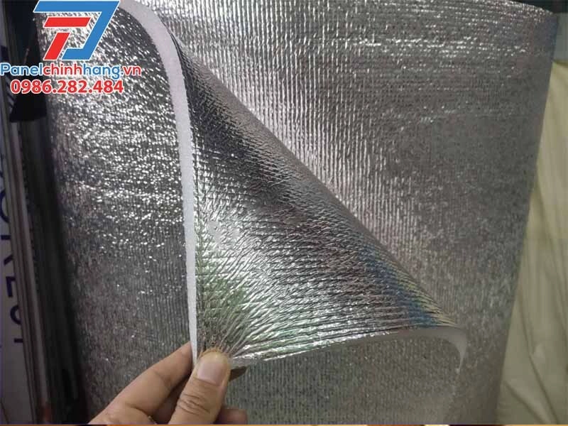 cách nhiệt bằng xốp PE Foam