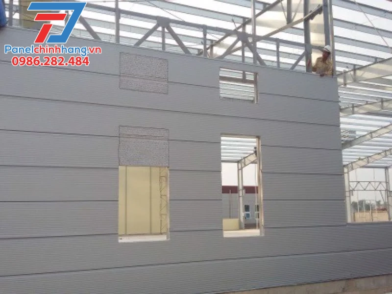 Panel Cách Nhiệt Có Chịu Được Bão Không? Kết Cấu & Độ Bền