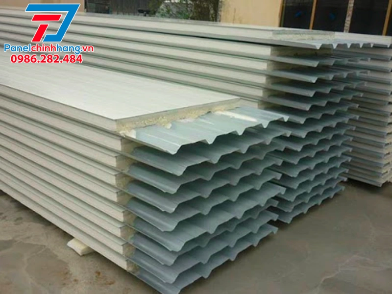 tôn xốp pu cách nhiệt 